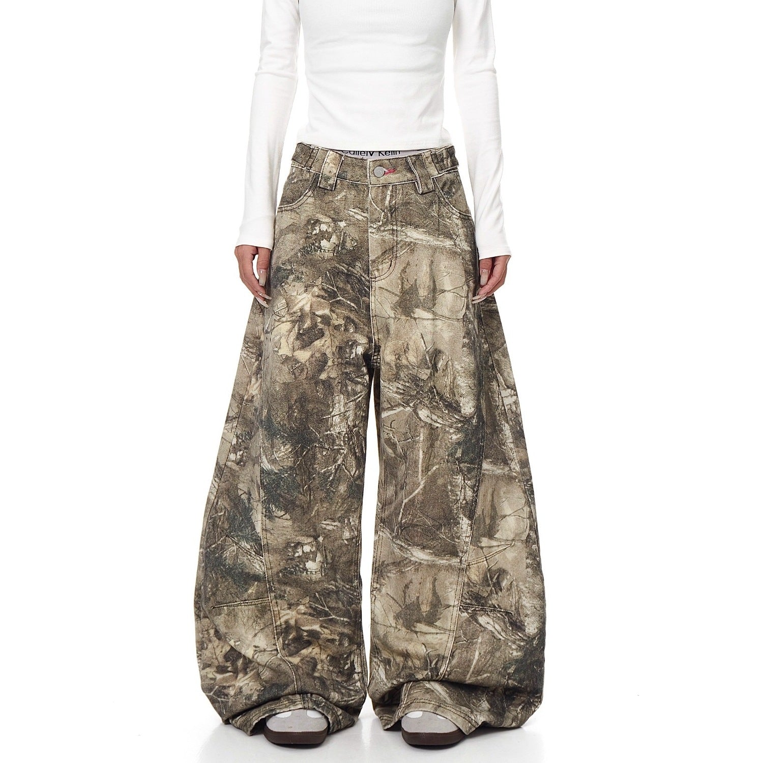 American Street Letter Embroidery Branch Camouflage Jeans for Men and Women