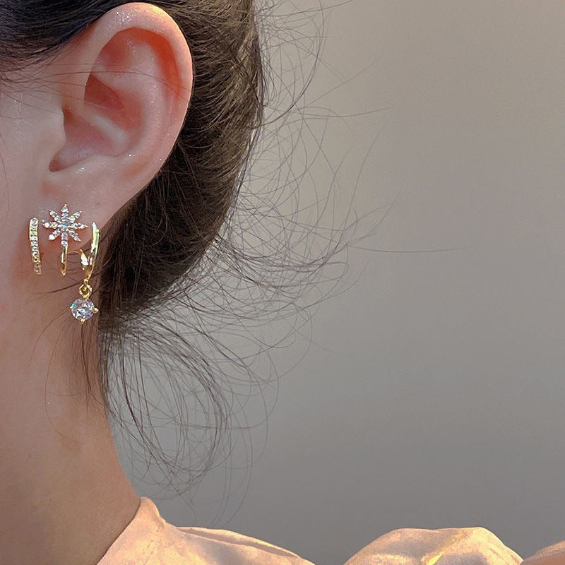 Zircon Eight-Pointed Star Stud Earrings